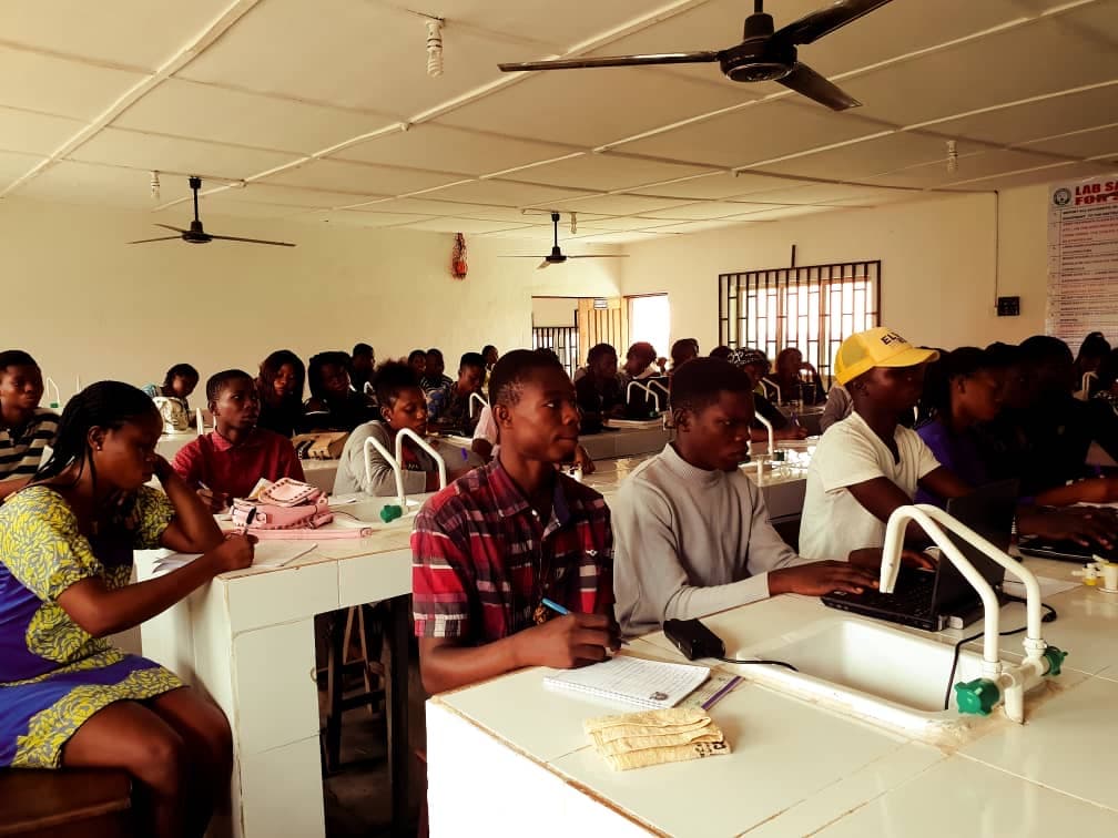 Students in the laboratory classroom